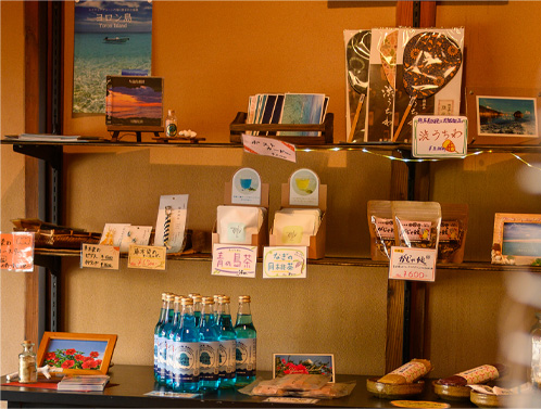 お菓子お土産の販売の様子